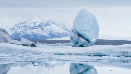 Artico in allarme, la neve manca anche in inverno: il record in negativo preoccupa i ricercatori