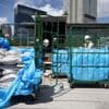 Tientallen zakken radioactieve grond uit Fukushima geleverd bij Japanse premier om burgers gerust te stellen