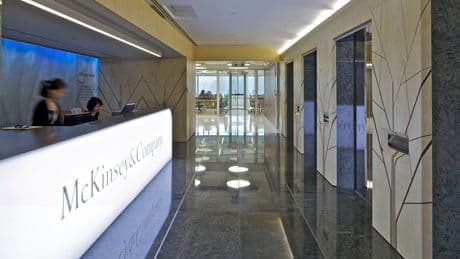 McKinsey deja a su negocio de China al margen del trabajo de consultoría sobre IA generativa