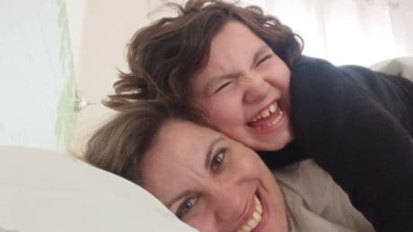 Nuria, madre de Mar, con CHAMP1: &quot;Es muy difícil salir a la calle con un niño con discapacidad&quot;
