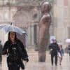 Wetter: Sturm Floris macht Schotten und Iren das Leben schwer