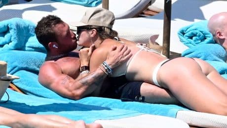 Tennis-Queen auch im Urlaub obenauf - Aryna Sabalenka genießt die Liebe auf Mykonos