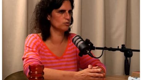 Eider Unamuno, odontóloga: "Hay bacterias de la boca que están relacionadas con el Alzheimer o el cáncer colorrectal"