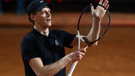 Tennis : chez lui à Rome, Sinner défiera en finale Carlos Alcaraz en finale
