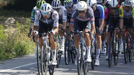 Almeida conquista la cima del Angliru y Vingegaard maquilla la general de La Vuelta