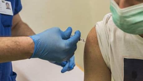 Vaccini: report Aifa, '-86% segnalazioni eventi avversi nel 2023, -94% per anti-Covid'