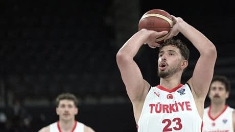 Alperen Şengün: Eminim madalya ile ülkemize döneriz