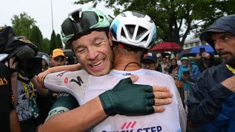 Tour de France: Sturz überschattet Sprintfinale auf Regen-Etappe