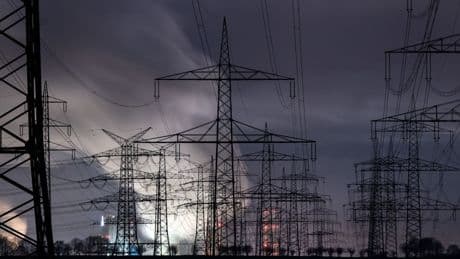 Angst vor dem Blackout: Stromversorgung in NRW zuverlässig, aber Krisenpläne nötig