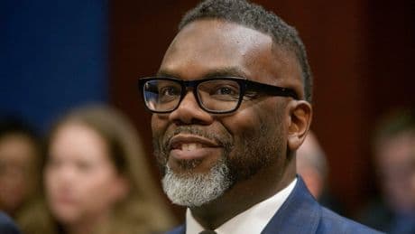Justice Department investigates Chicago's hiring practices after mayor touts Black hires