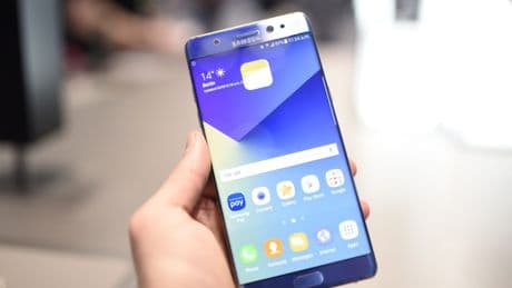 This popular smartphone can overheat and explode — so it’s banned from planes: ‘Nobody should have that phone anymore’