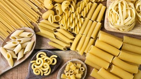 El truco de los italianos para comer pasta a diario y no engordar, según un experto: en el punto está la clave