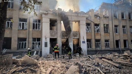 Guerre en Ukraine : trois morts dans des frappes russes dans le nord-est du pays