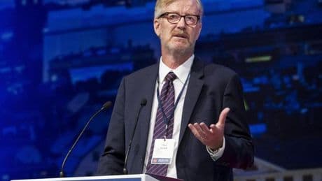 Dan Smith, director del Instituto para la Paz de Estocolmo: "China apoya a Rusia para complicar la vida a EEUU y Europa, pero persigue sus propios objetivos"