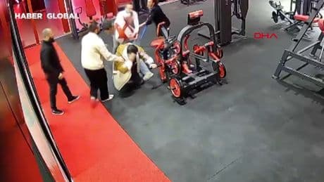 Milli sporcuya silahlı tehdit ile darbın yeni görüntüleri ortaya çıktı!