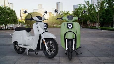 Wer will da noch Vespa fahren? eSchwalbe jetzt schon ab 29 Euro im Monat sichern