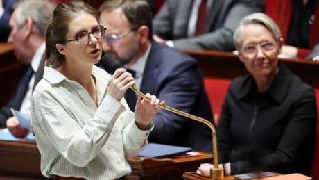 Antisémitisme : Aurore Bergé déclare que le gouvernement français mène un combat « sans ambiguïté », en réponse aux accusations américaines