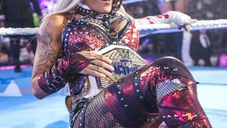 WWE superstar reveals why she hates Rhea Ripley’s racy ‘pretzel’ pin