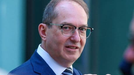 Bald-Innenminister Dobrindt macht deutliche Asyl-Ansage für Tag nach Amtsantritt