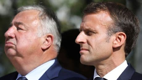 Vote de confiance: Emmanuel Macron reçoit Gérard Larcher à l'Élysée dans le cadre "de la suite de ses consultations"