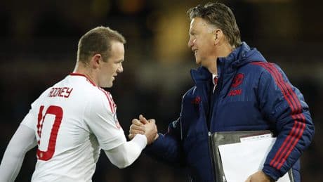 Vrouw van Wayne Rooney vol verbazing over opmerking Louis van Gaal bij eerste ontmoeting