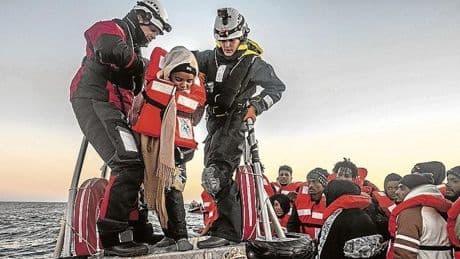 Italia procesa a otra ONG que socorre a migrantes en el Mediterráneo