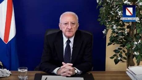Siluro di De Luca a Schlein e Pd: "Per far carriera..."