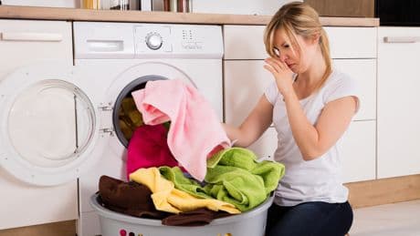 Wäsche riecht nach Schweiß? Günstiges Hausmittel schafft Abhilfe