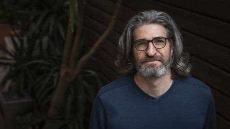 Fabien Toulmé: "Muchos jóvenes ya no están dispuestos a sacrificarlo todo por el trabajo"