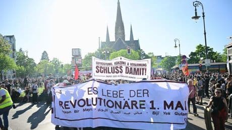 Feiertag: Berliner Polizei: 1. Mai verläuft insgesamt friedlich