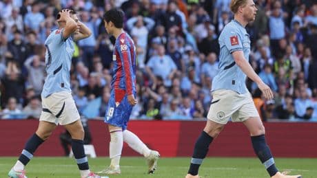 Manchester City finalde yıkıldı! Crystal Palace tarihinde ilk kez başardı