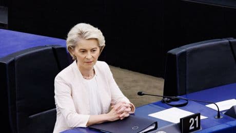 La Sinistra Ue lancia una mozione di sfiducia a von der Leyen