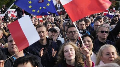 En Pologne, l’avenir de Donald Tusk suspendu à l’élection présidentielle