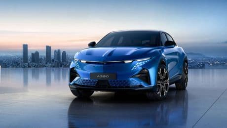 Alpine A390, debutta la fastback elettrica: dimensioni, caratteristiche e prestazioni