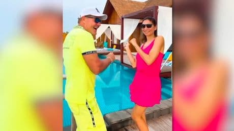 Dieter Bohlen leuchtet in NEON - Poptitan lässt 90er Farben aufleben