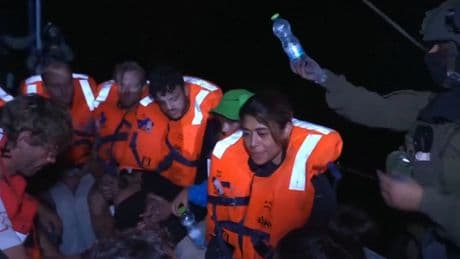 La Flotilla de Libertad confirma que sus 12 activistas están en el puerto de Asdod bajo custodia israelí