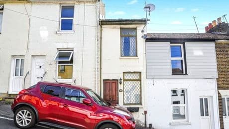 One of UK's thinnest homes on sale for £75,000 with tiny bedroom