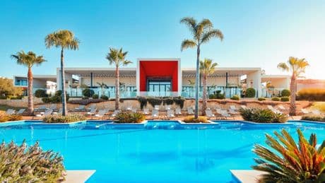 The all-inclusive Portugal resort with three infinity swimming pools, kids adventure playground and nearby waterpark