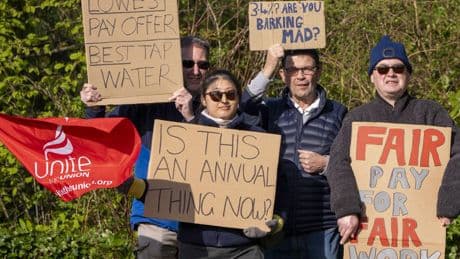 Union urges for ministers to help with Scottish Water pay dispute