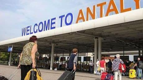 Antalya Havalimanı’nda tüm zamanların yolcu rekoru kırıldı