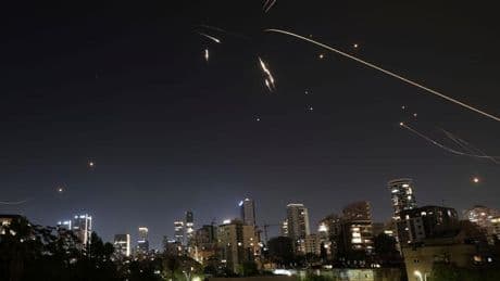 Nahost: Israels Armee meldet erneuten Raketenbeschuss durch Iran