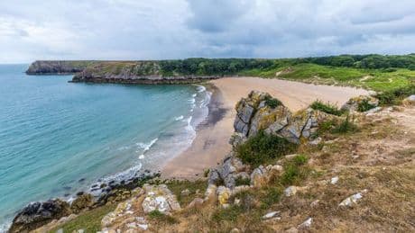 UK holidaymakers warned of hefty £1,000 fine for collecting certain souvenirs