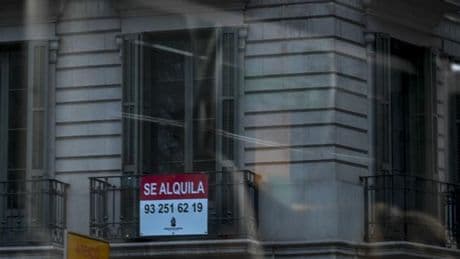 Vivienda encarga a la jefa del CIS con Zapatero analizar qué uso dan los caseros a sus viviendas en las zonas con precios 'topados'