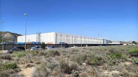 ‘Je cloud droogt mijn rivier op!’ Op het Spaanse platteland woedt een strijd tussen boeren en datacenters over water