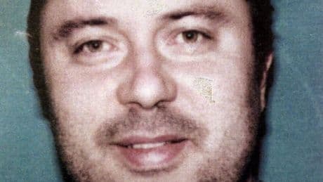 "Limbs in the Loch killer struck again" Cop who snared fiend fears over blood splatters in flat