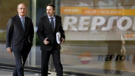 Repsol pone en marcha 1.600 MW renovables y pisa el acelerador para alcanzar 5.500 MW instalados en 2025