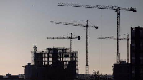 Los ‘boomers’ son más pesimistas con la crisis de la vivienda que los jóvenes