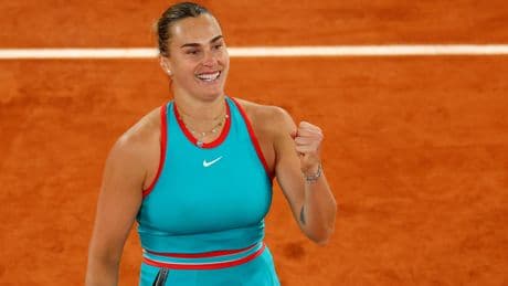 Roland-Garros : Sabalenka fait chuter Swiatek, triple tenante du titre