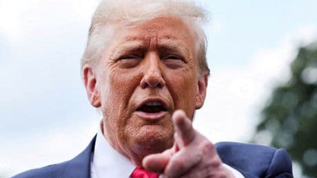 Trump: farò causa al Wsj e a Murdoch, hanno pubblicato lettera falsa a Epstein