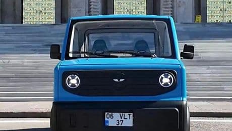 'Elektrikli ve Düzceli' araç ile TBMM'ye geldi